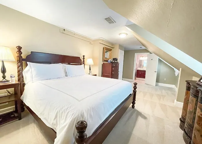 Abigail Inn
